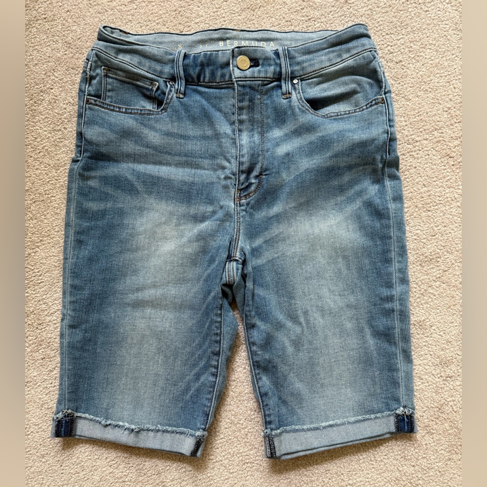 WHBM Bermuda Shorts, Size 8